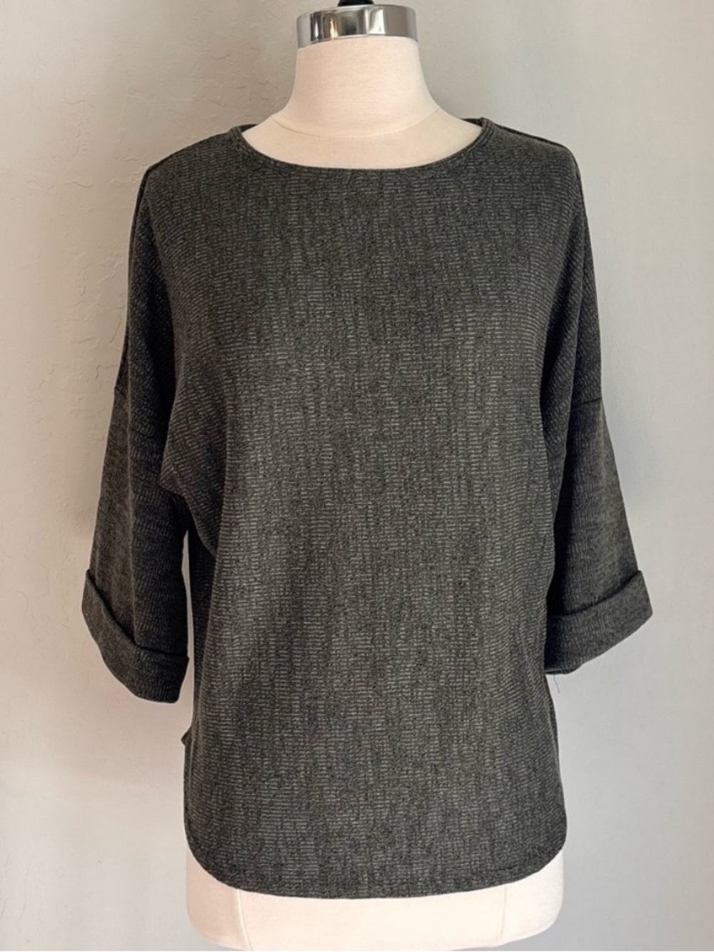 Max Studio Cuffed Sleeve Knit Sweater in Army Green Melange, Sz S NWT